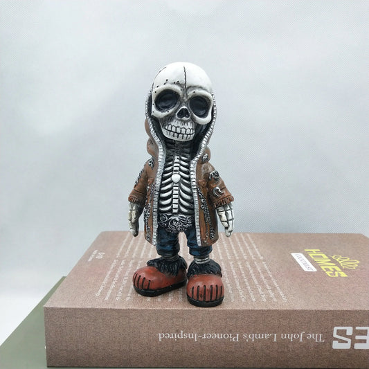 1Pcs Cool Skeleton Figurine – Miniature Skull Resin Sculpture for Halloween Decor